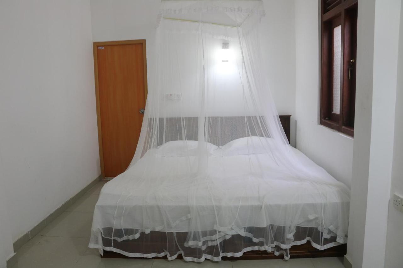 A.V.N Homestay Унаватуна Экстерьер фото